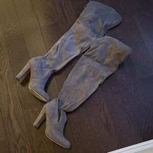 Chic Suede Over-the-Knee Boots in Gray